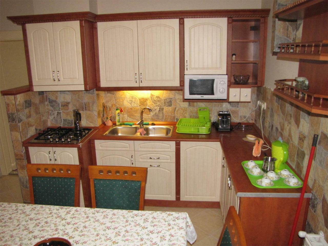 Szegfu Apartman Βίλα Hajdúszoboszló Εξωτερικό φωτογραφία