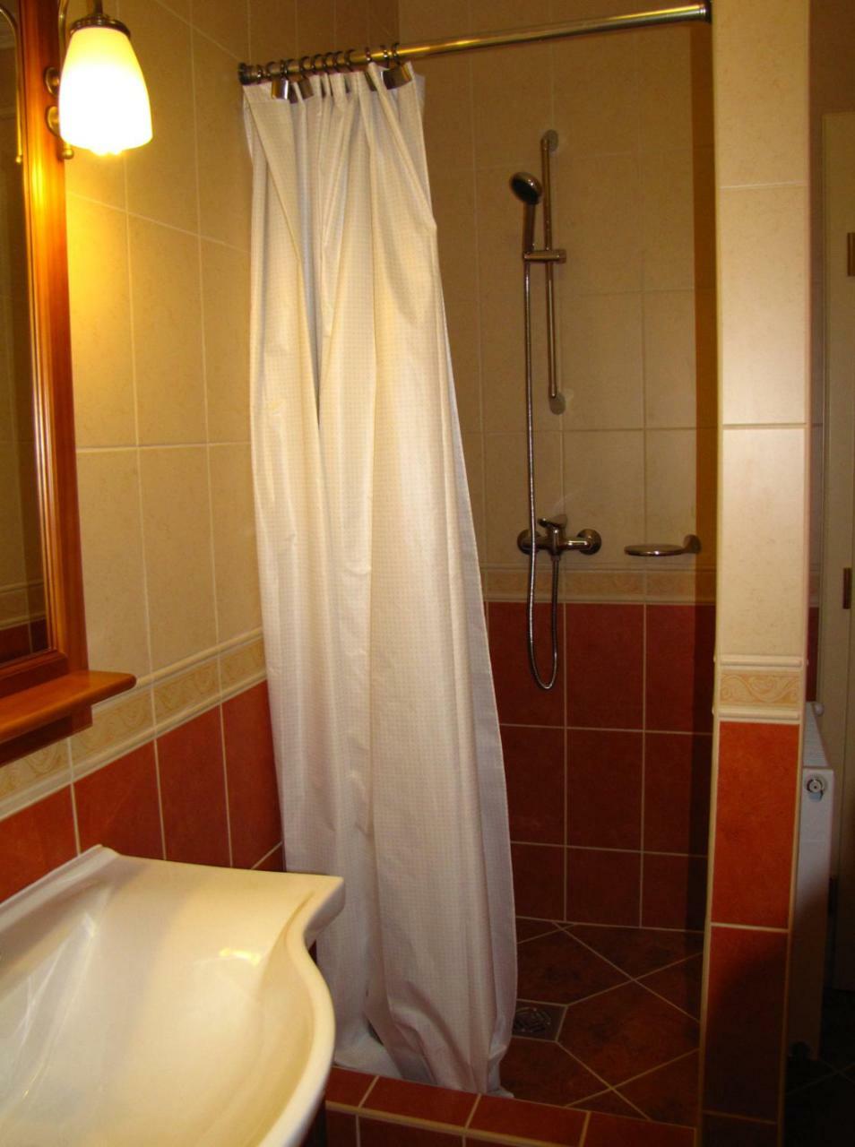 Szegfu Apartman Βίλα Hajdúszoboszló Εξωτερικό φωτογραφία