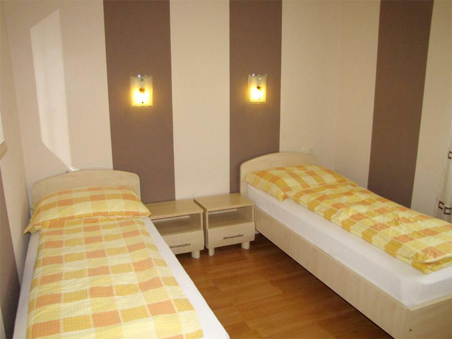 Szegfu Apartman Βίλα Hajdúszoboszló Εξωτερικό φωτογραφία