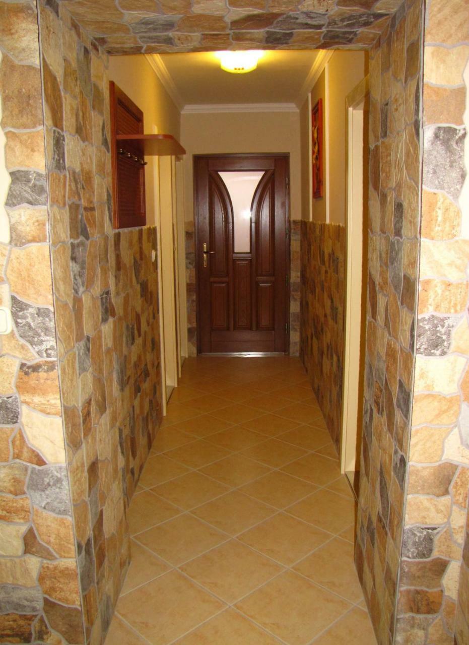 Szegfu Apartman Βίλα Hajdúszoboszló Εξωτερικό φωτογραφία